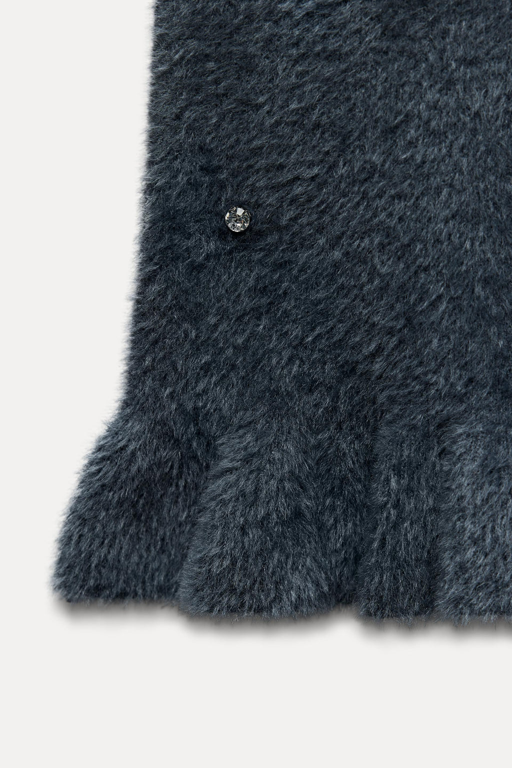 Lola | Gebreide Minikleed met Parels en Gerimpelde Zoom