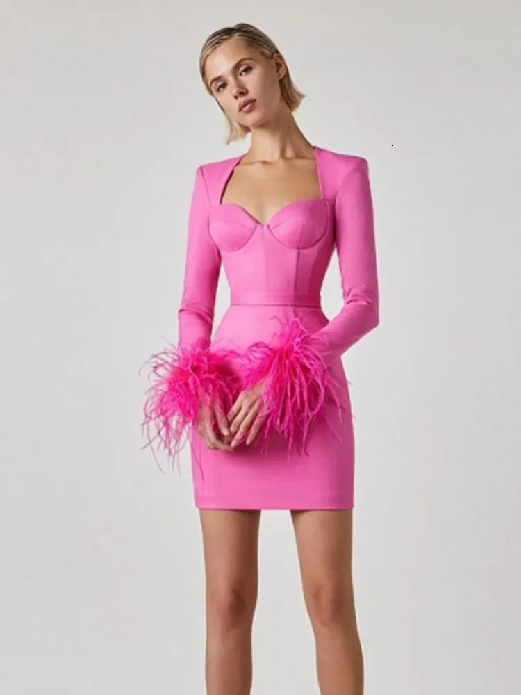 Sofia | Elegante Minidress met Veerdetails