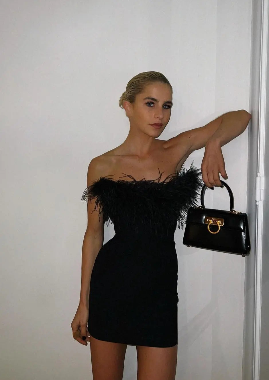 Grete | Elegante Minijurk – Tijdloos Design voor Feminine Elegantie
