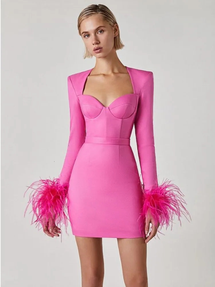Sofia | Elegante Minidress met Veerdetails