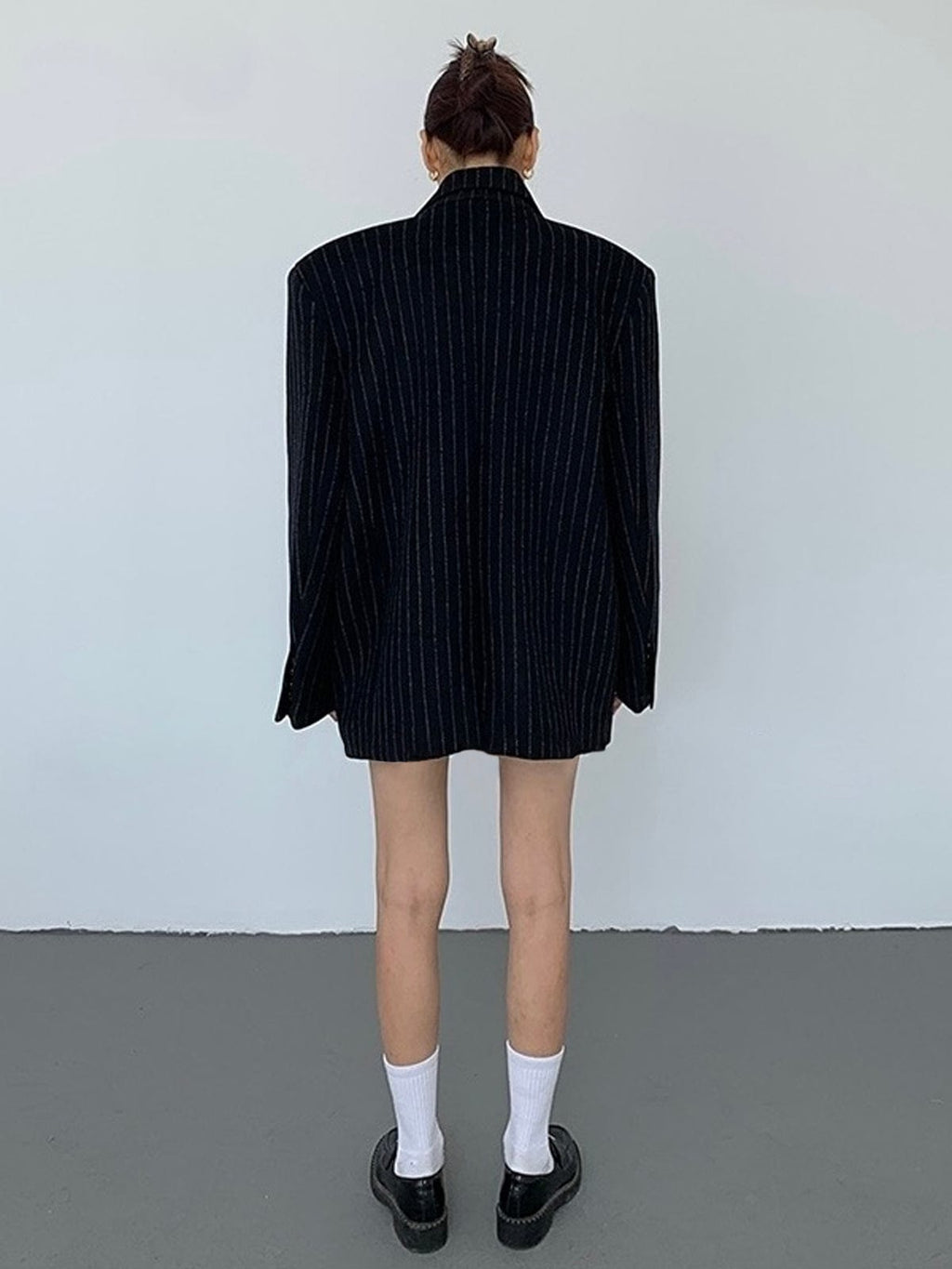 Luise | Klassieke Marineblauwe Nadelstrepen Blazer voor Dames