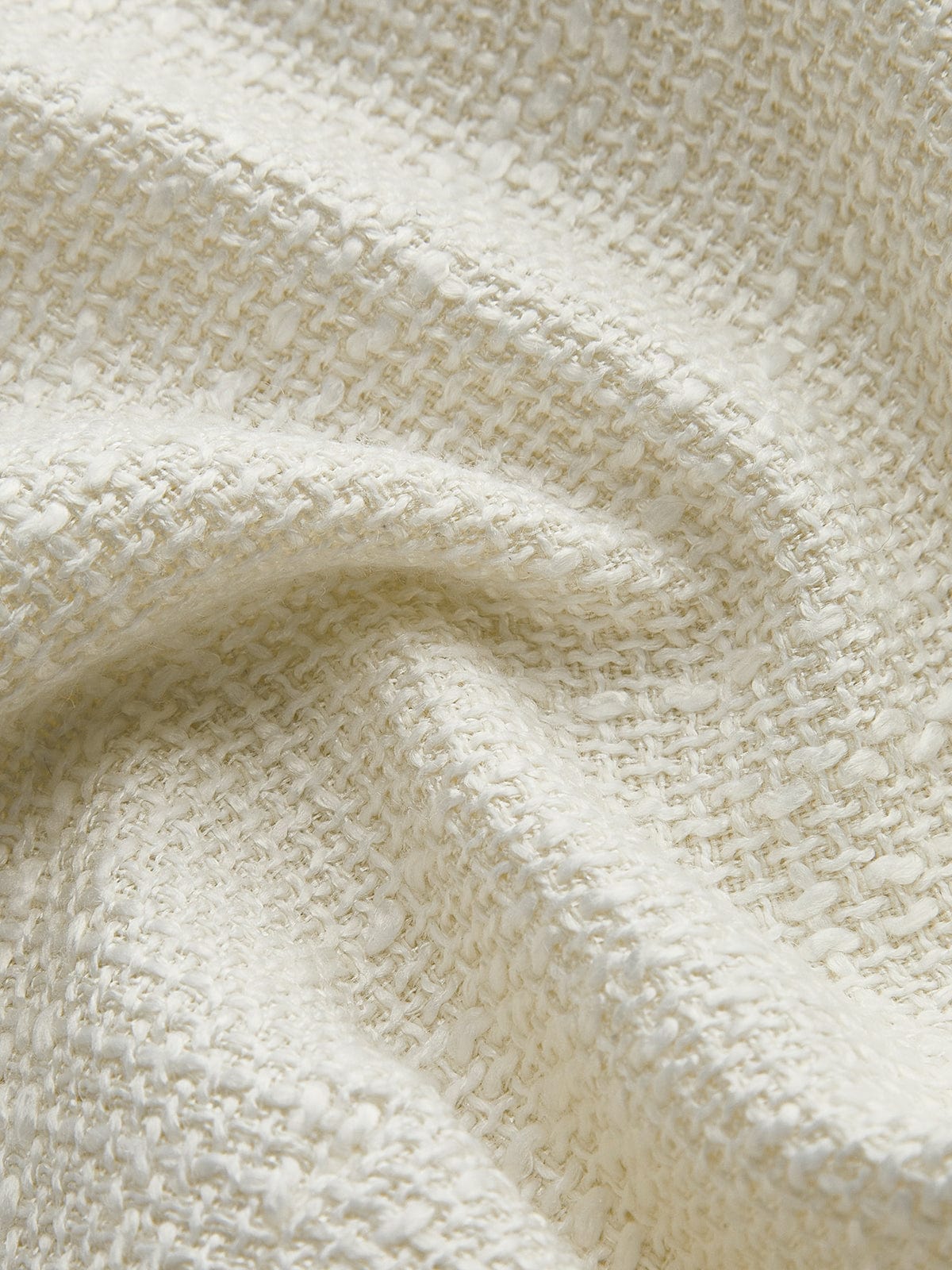 Silke | Elegante Witte Tweed Blazer met Zwarte Satijnen Strikken