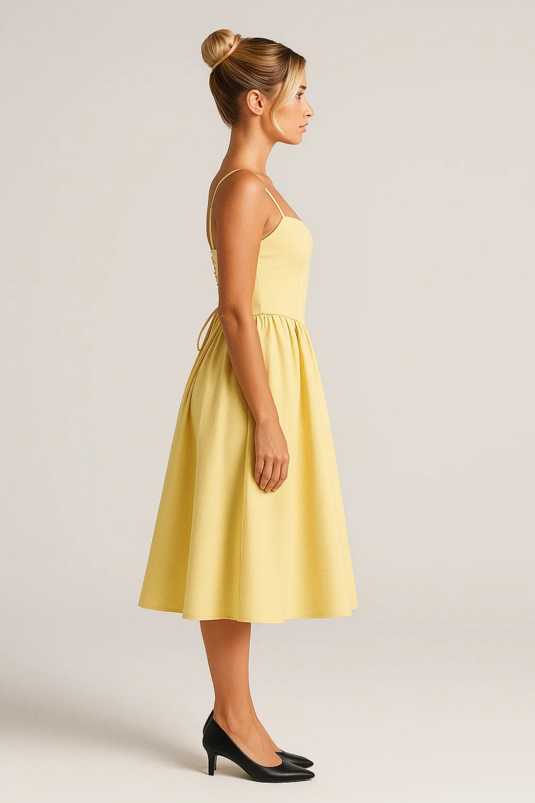 Elegante Midi Jurk met Spaghettibandjes en A Lijn Rok