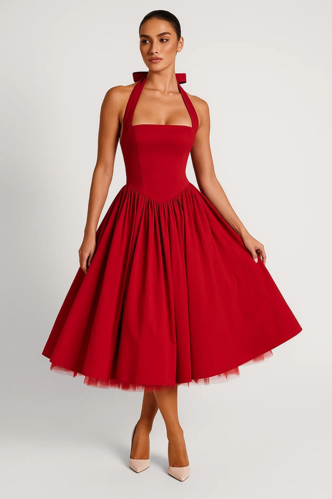 Elegante Halter Midi Jurk met Uitlopende Rok en Tailleaccent
