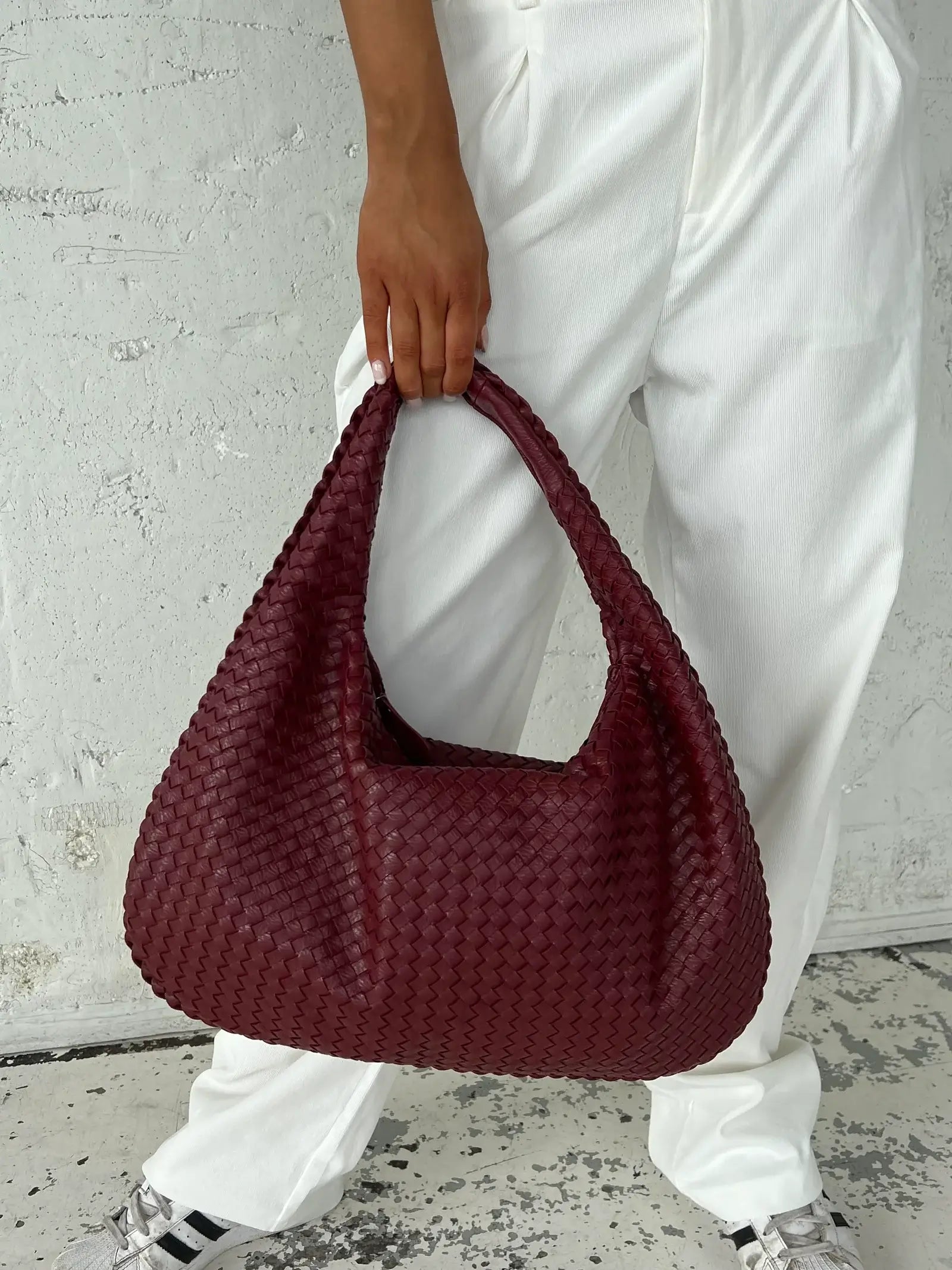 Charlyne | Grote gevlochten Hobo-tas