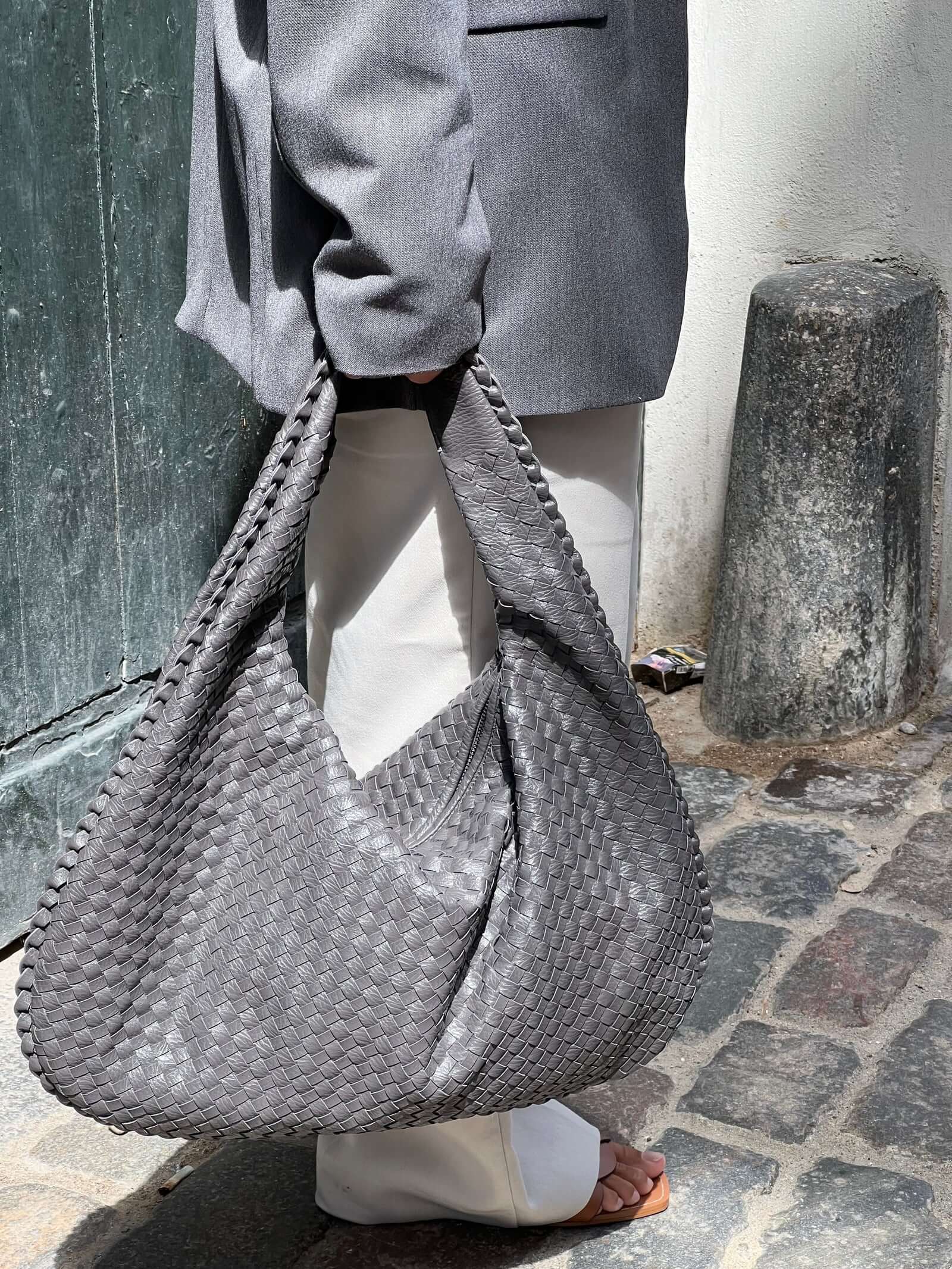 Charlyne | Grote gevlochten Hobo-tas