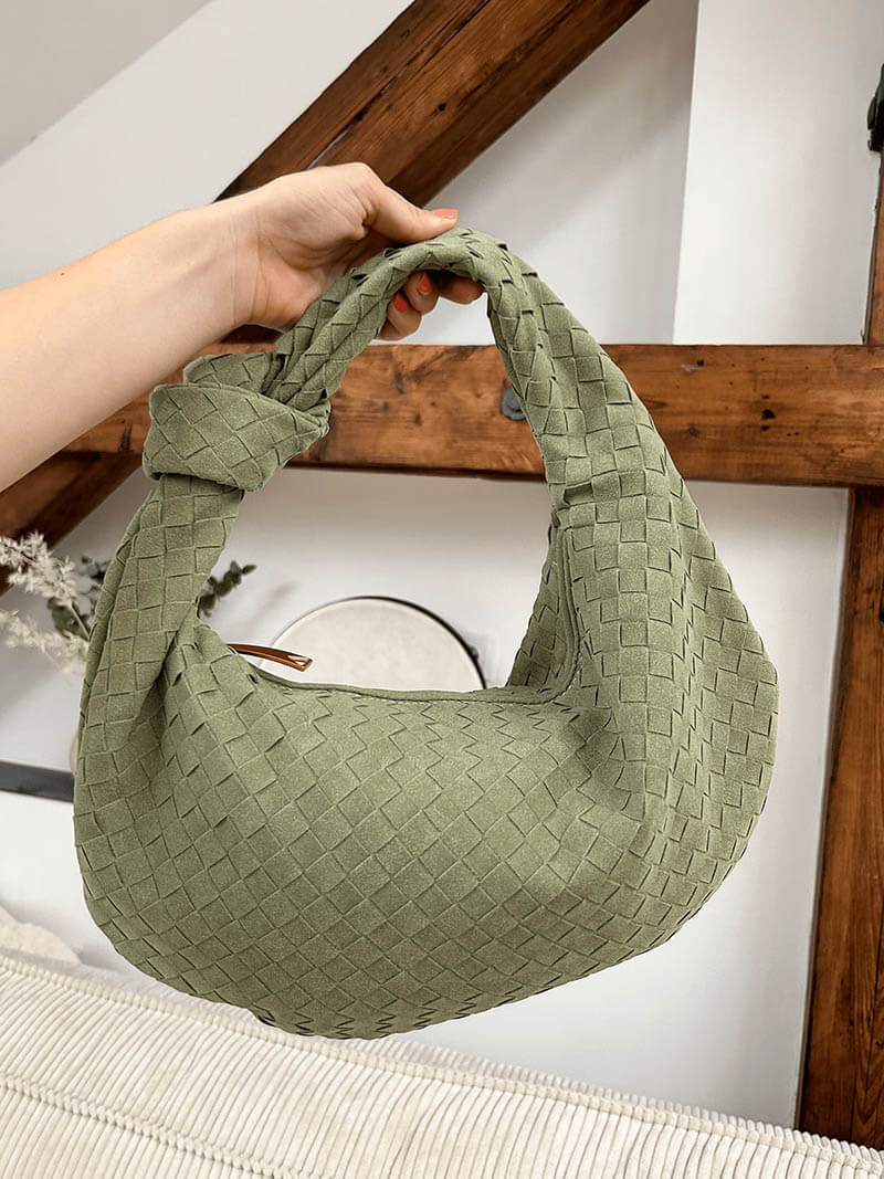 Elicia | Gevlochten Hobo-Tas met Knoopdetail – Stijlvol en Uniek