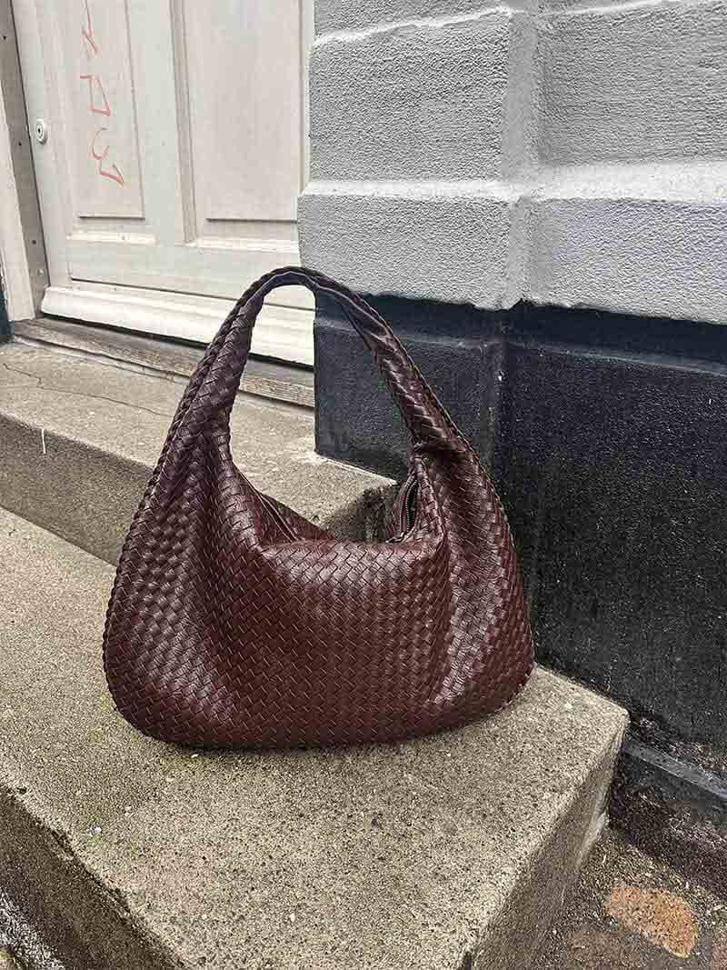 Charlyne | Grote gevlochten Hobo-tas