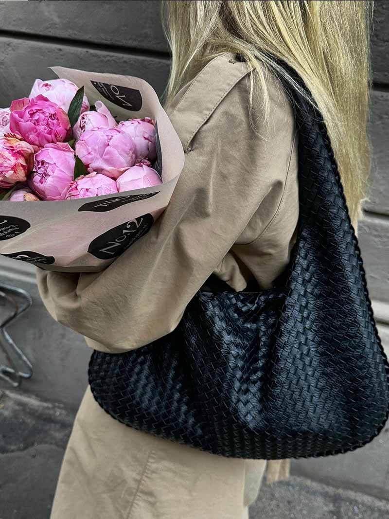 Charlyne | Grote gevlochten Hobo-tas
